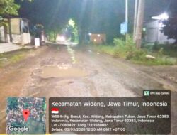 Musim Hujan Datang, Jalan Rusak di Bunut Widang Tuban Makin Membahayakan