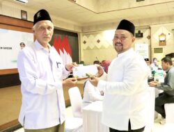 Bayar Zakat Bareng Bupati Yani, ASN Gresik Didorong Perbanyak Sedekah