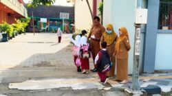 Jam Sekolah di Bojonegoro Dimajukan, Orang Tua dan Siswa Mulai Beradaptasi