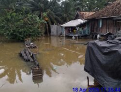 Wy KANAN DI SERANG HUJAN