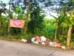 Jalan Desa Balenrejo Jadi Titik Pembuangan Sampah Liar, Warga Resah Minta Penanganan Serius