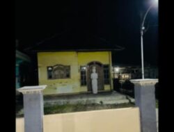 Viral Foto “Pocong” di Depan Rumah Warga Wongsorejo, Pemilik Rumah dan Tetangga Bantah Ada Kejanggalan