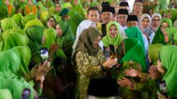 Harlah ke-80 Muslimat NU Banyuwangi: Bupati Ipuk Apresiasi Peran Perempuan dalam Pendidikan dan Sosial