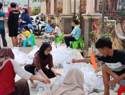 ” 12 Sapi Limosin ” Penyanyi Dewi Persik Qurban 12 Sapi di Kampung Kelahirannya Kabupaten Jember