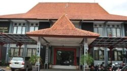 LPK JATIM DPC SITUBONDO MENDESAK INSPEKTORAT LIMPAHKAN LHP DESA BLORO KE APH.