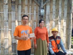 Peduli Sesama, PJI Bojonegoro Pasang Listrik Gratis untuk Warga Sumberrejo dan Kedungadem