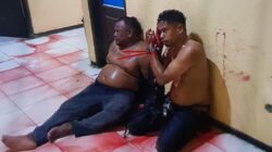 Pengeroyokan dan Pembacokan menggunakan sajam,Diduga dilakukan Debt Collector (DC) kelompok Ambon terhadap Personel Satbrimob Polda Banten.”