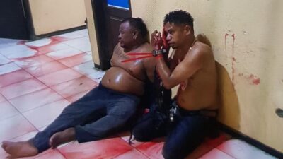 Pengeroyokan dan Pembacokan menggunakan sajam,Diduga dilakukan Debt Collector (DC) kelompok Ambon terhadap Personel Satbrimob Polda Banten.”