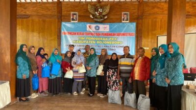 PKK Bojonegoro Perkuat Ketahanan Keluarga Melalui Gayatri Mandiri dan Aksi Penanganan Anak Putus Sekolah