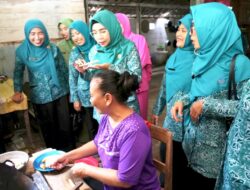 Perempuan Purwosari, Pilar Ketangguhan yang Menggerakkan Ekonomi dan Menjaga Harapan