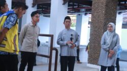 Keliling Pasar Banyuwangi, Gibran Sebut Desainnya Terbaik di Antara Pasar Revitalisasi