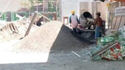 Proyek Rehabilitasi MAN 2 Mojokerto Jadi Sorotan, Dugaan Temuan Lapangan Dorong Evaluasi Mutu Konstruksi dan Penerapan K3