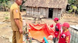 PMI Bojonegoro Salurkan 10.000 Liter Air Bersih untuk Warga Ngorogunung