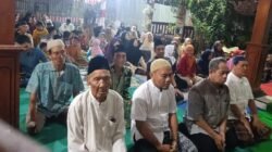 Sujud Syukur Warga Kauman Sambut HUT ke-81 Kemerdekaan RI, Pererat Persaudaraan dan Cinta Tanah Air