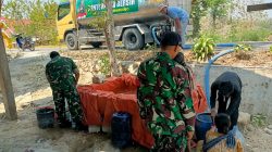 Kodim Bojonegoro Distribusikan 6.000 Liter Air Bersih, Warga Kedungsari Temayang Terbantu